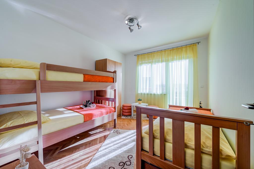 Apartment Marinely Kaštela Exteriör bild