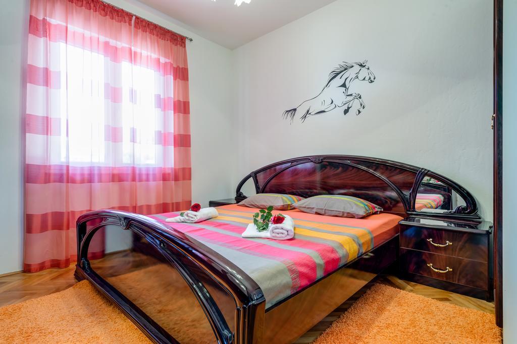 Apartment Marinely Kaštela Exteriör bild